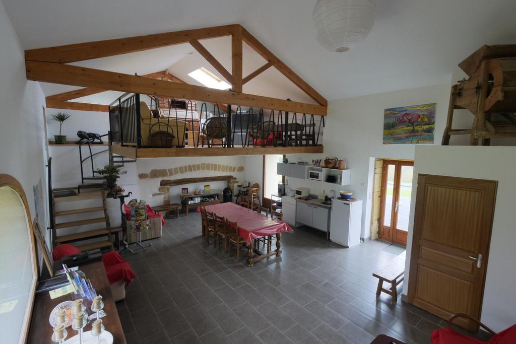 Maison D'Hotes Des 2 Chenes Bessenay Экстерьер фото